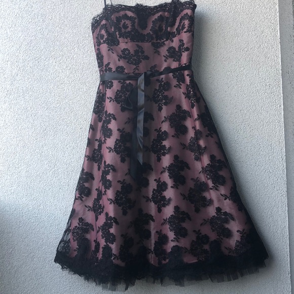 NEW WOMENS DRESS - Picture 1 of 9